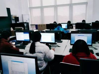 車輛工程系電腦動(dòng)畫(huà)設(shè)計(jì)培訓(xùn)班圓滿落幕